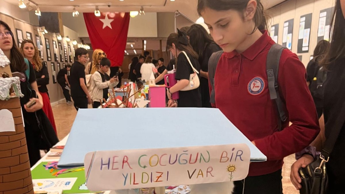 ANADOLU MEKTEPLERİ YAZAR OKUMALARI ÇOCUK SERGİSİ